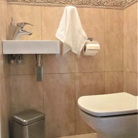 Appartamento Centrum, 700m Do Plazy - 2 Sypialnie, Salon, Balkon, Bezplatny Parking, Gdynia