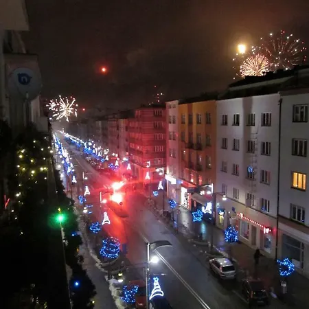 Centrum, 700m Do Plazy - 2 Sypialnie, Salon, Balkon, Bezplatny Parking, * Gdynia