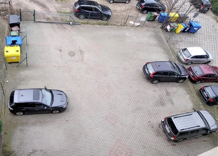 Apartmán Centrum, 700m Do Plazy - 2 Sypialnie, Salon, Balkon, Bezplatny Parking, Gdyně