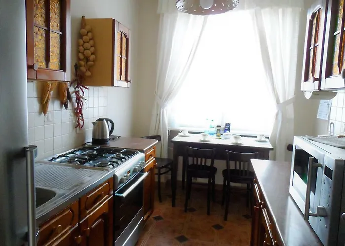 Apartmán Centrum, 700m Do Plazy - 2 Sypialnie, Salon, Balkon, Bezplatny Parking,