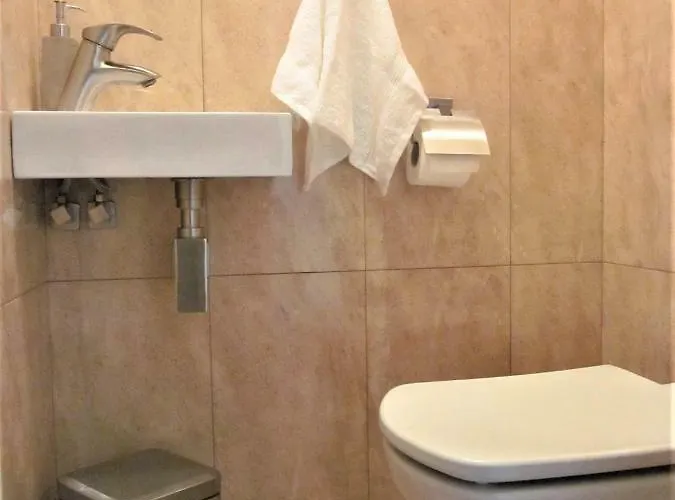 Apartmán Centrum, 700m Do Plazy - 2 Sypialnie, Salon, Balkon, Bezplatny Parking, Gdyně